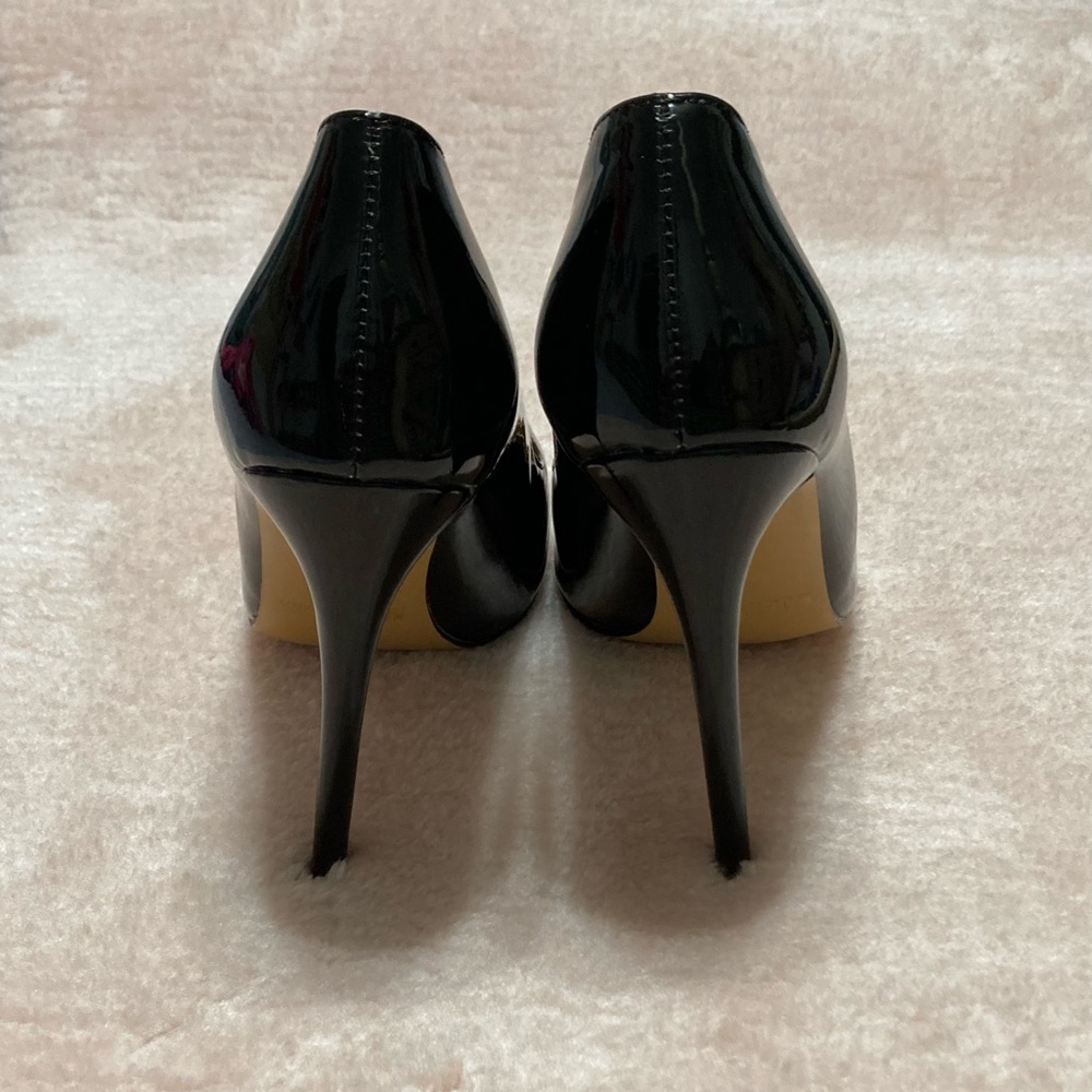 KMEIOO cheetah heels. - Picture 4 of 7